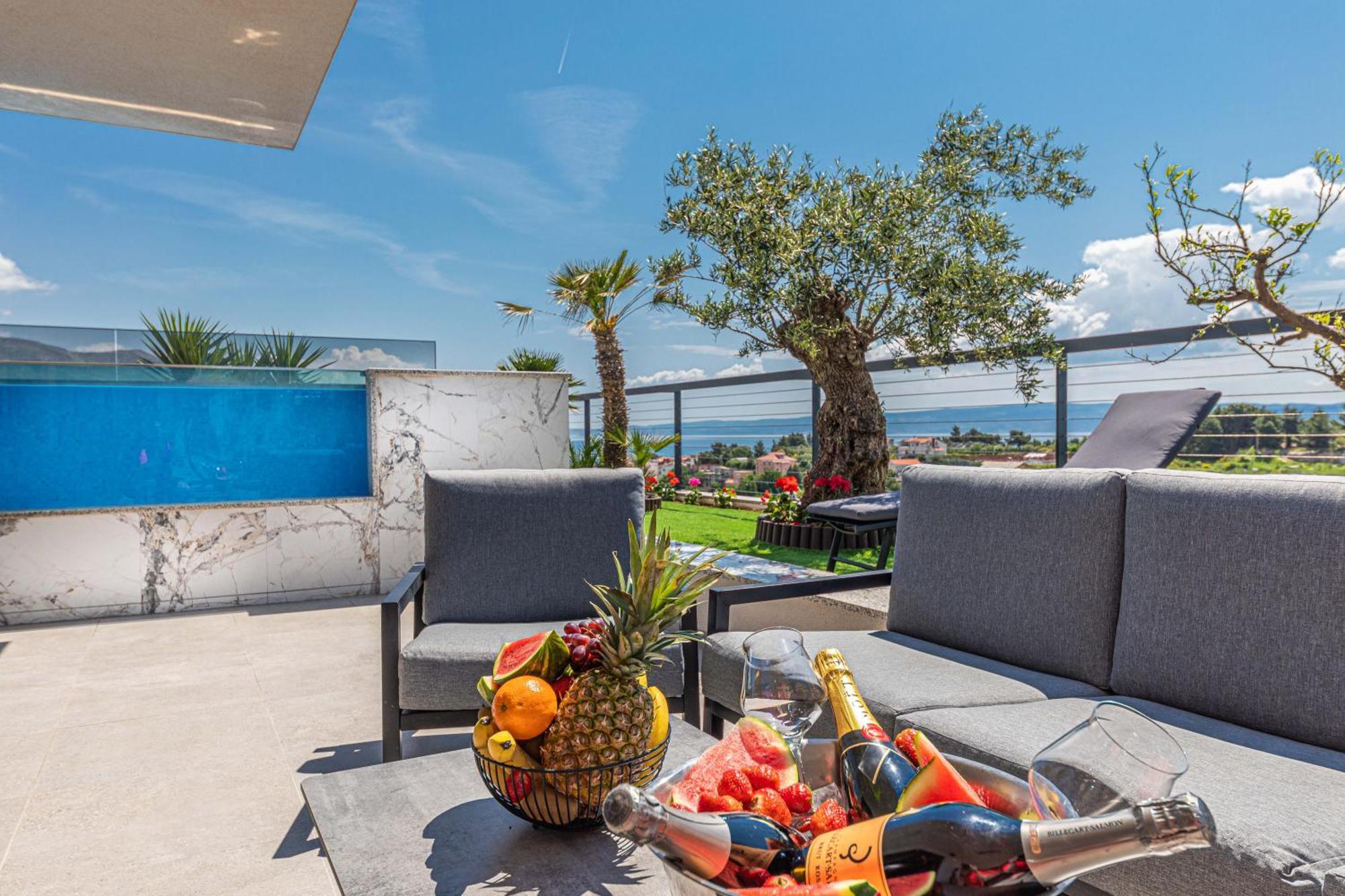 Sky Pool Penthouse With A Huge Heated Private Pool Apartment *